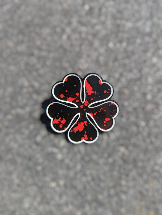 BLOODY CLOVER PIN